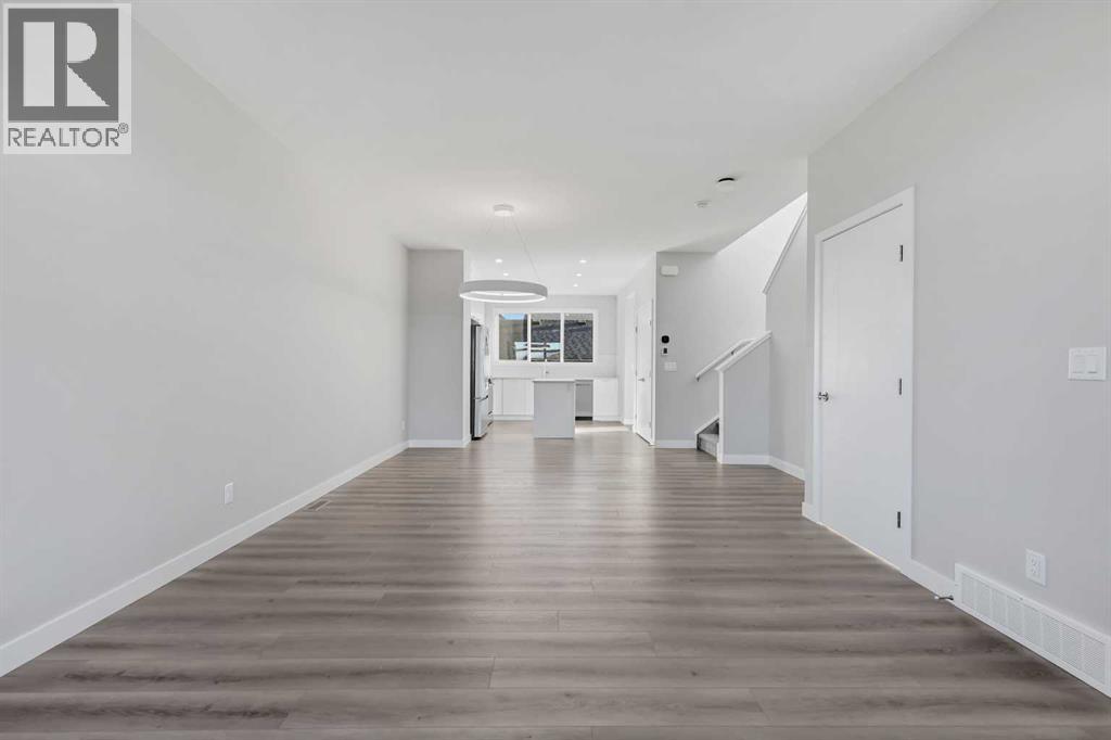 7007 Rangeview Avenue SE