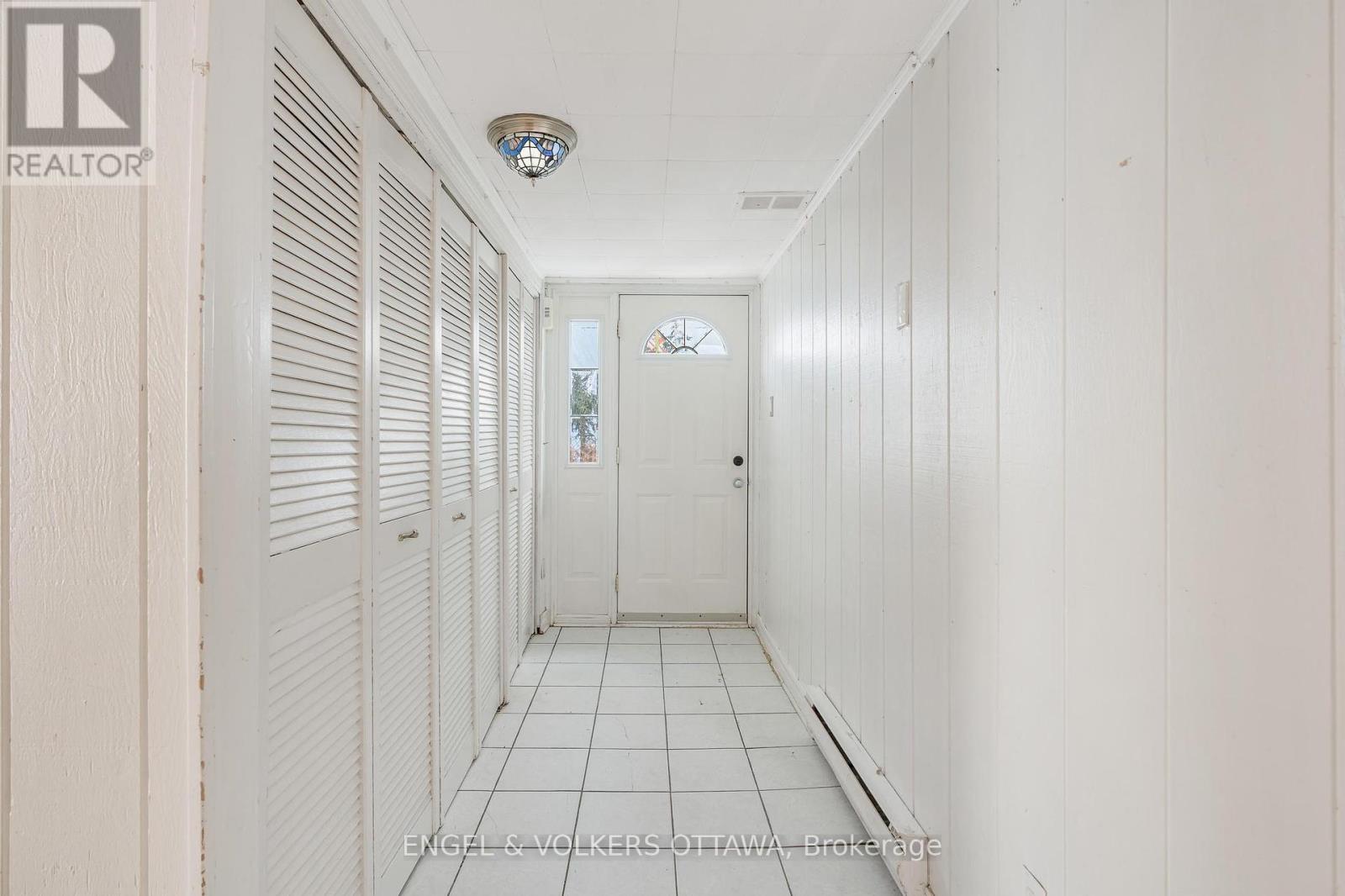 467 EDGEWORTH AVENUE