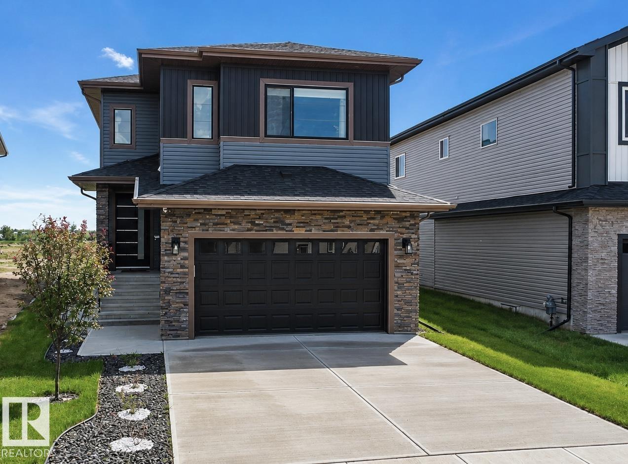 1837 63 AV NE