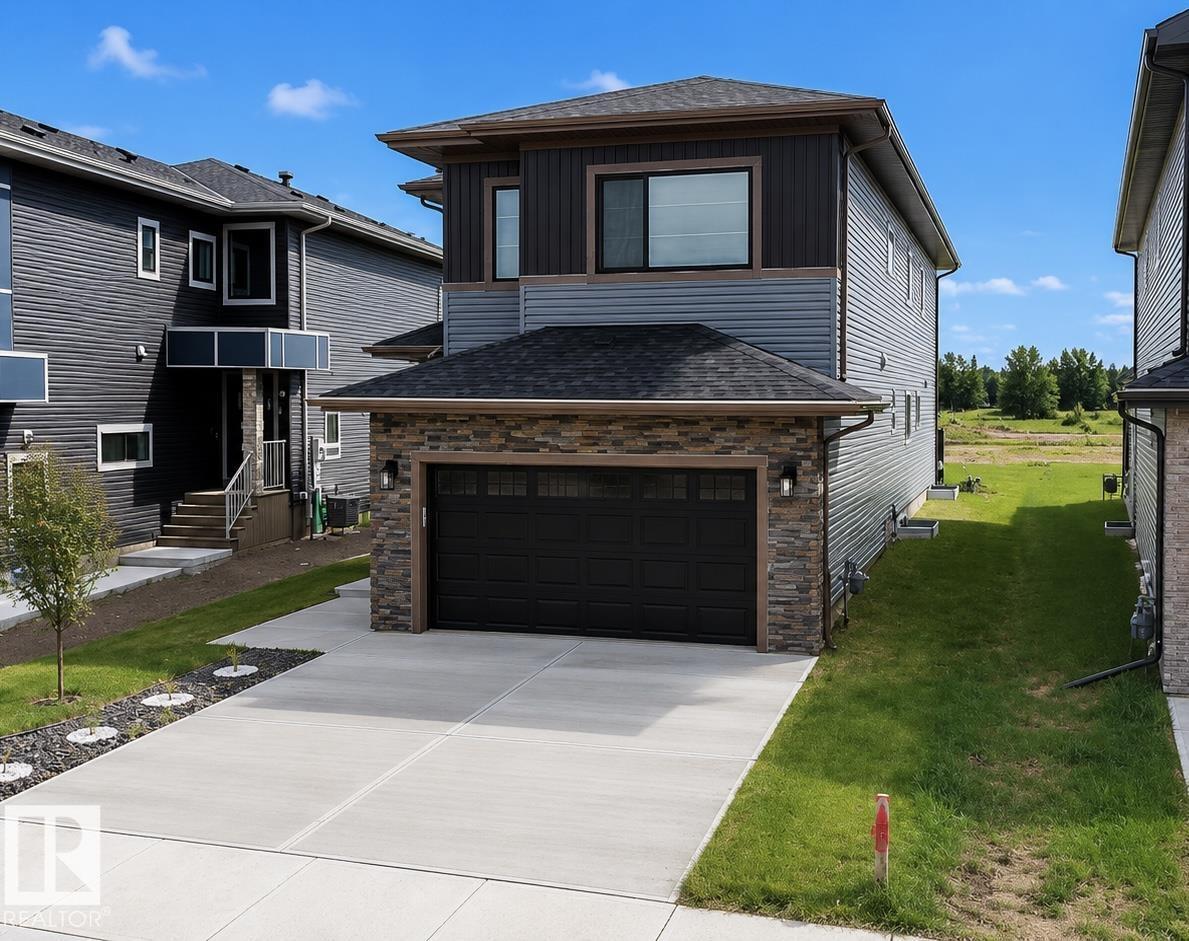 1837 63 AV NE