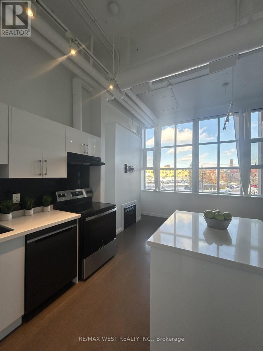 207 - 410 KING STREET W