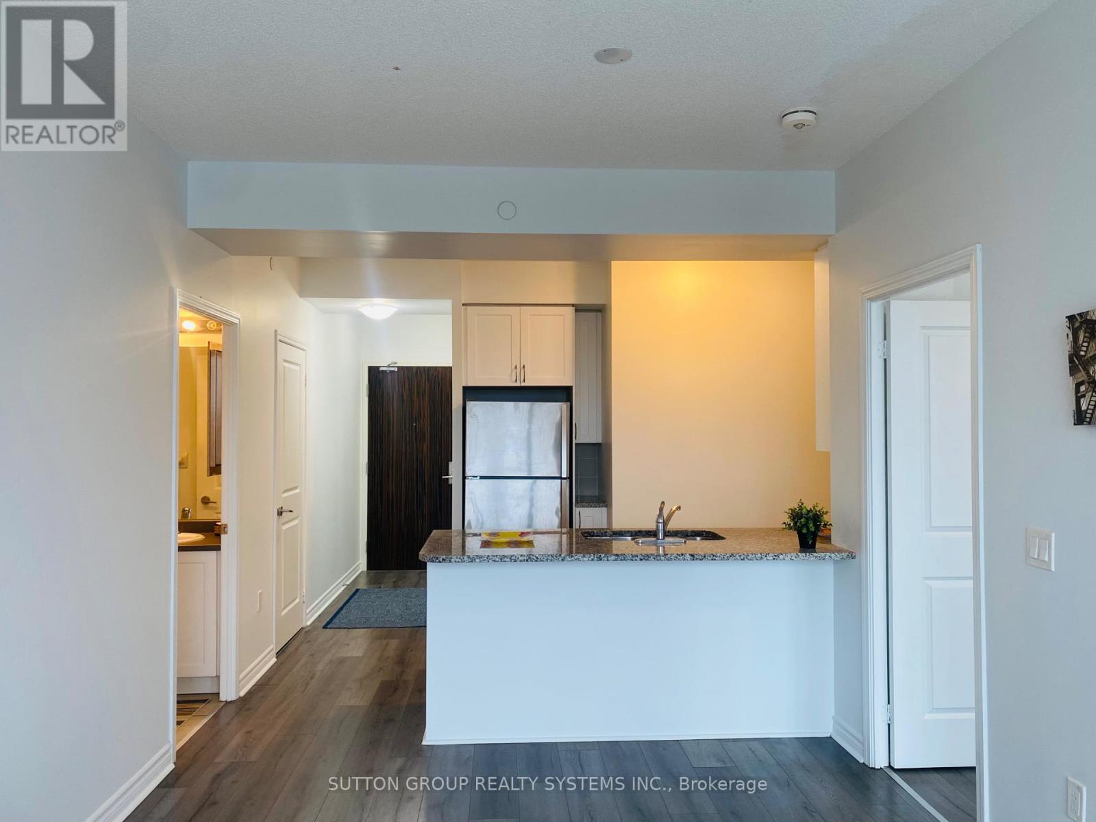 301 - 349 RATHBURN ROAD W