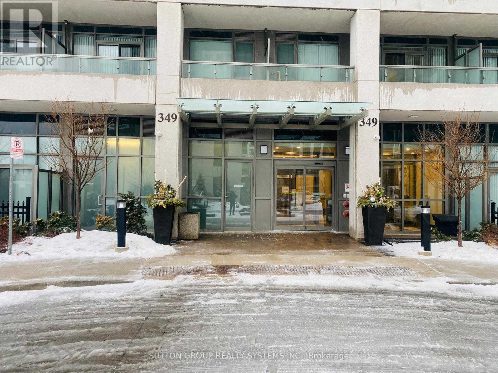 301 - 349 RATHBURN ROAD W