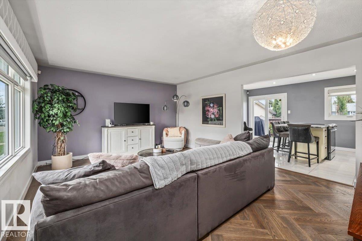 16165 110B AV NW