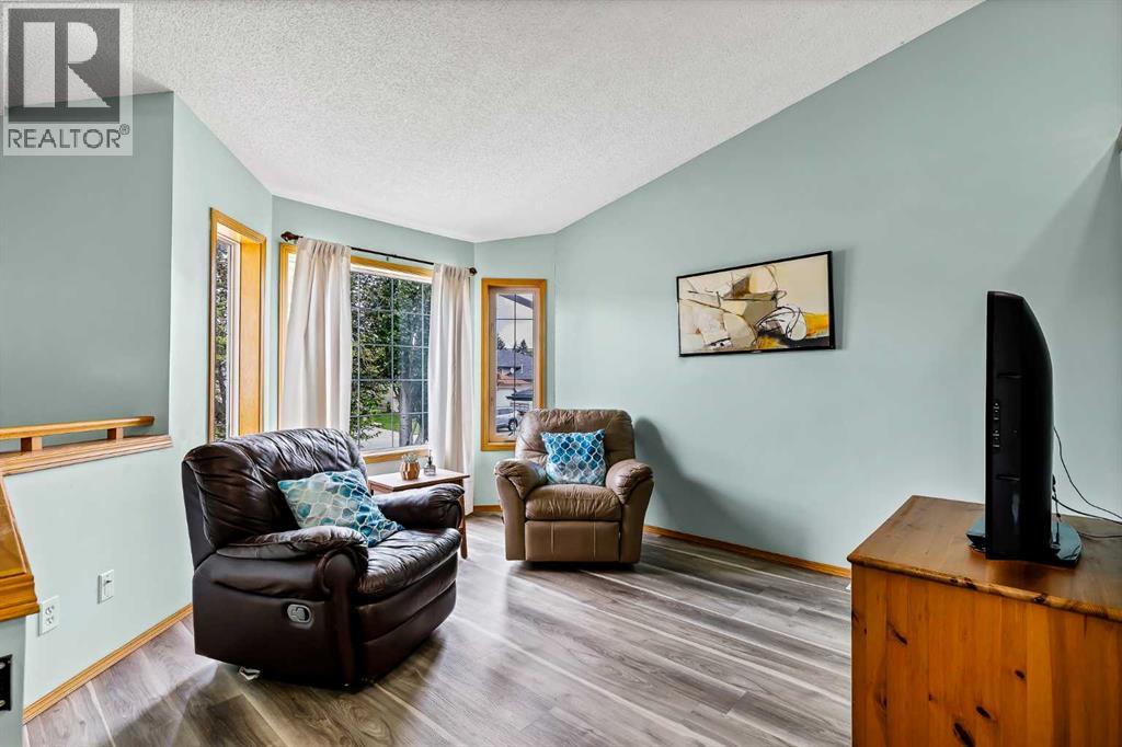 4 Big Springs Hill SE