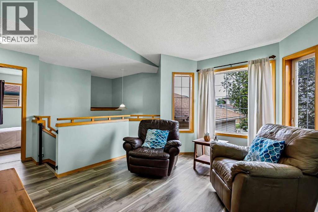 4 Big Springs Hill SE