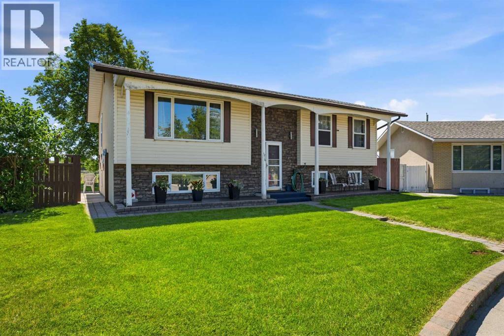 1016 Pensdale Crescent SE