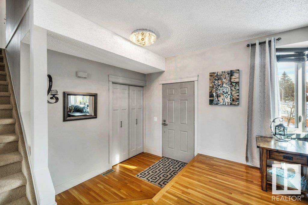 1704 55 ST NW NW