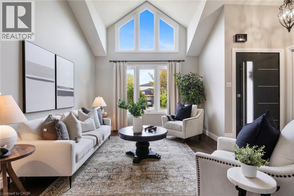 391 STRAWBERRY Crescent