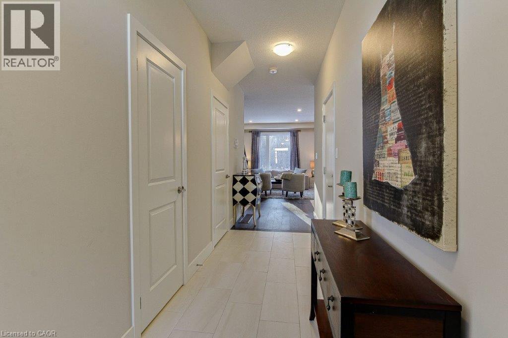 2258 SOUTHPORT Crescent