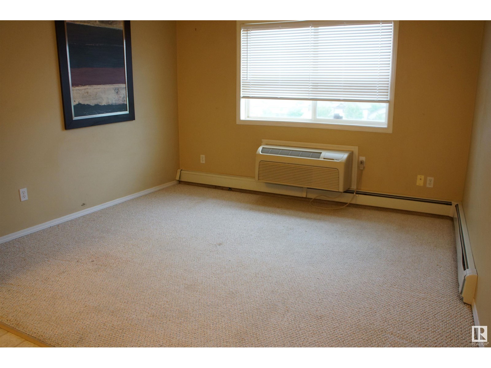 #403 8802 SOUTHFORT
