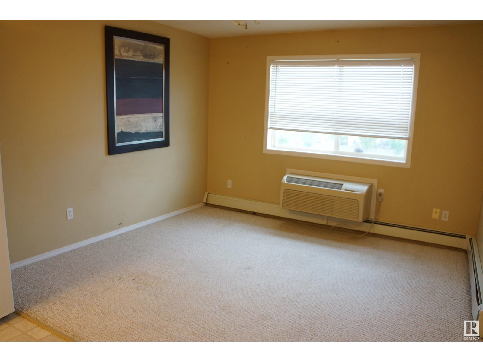 #403 8802 SOUTHFORT