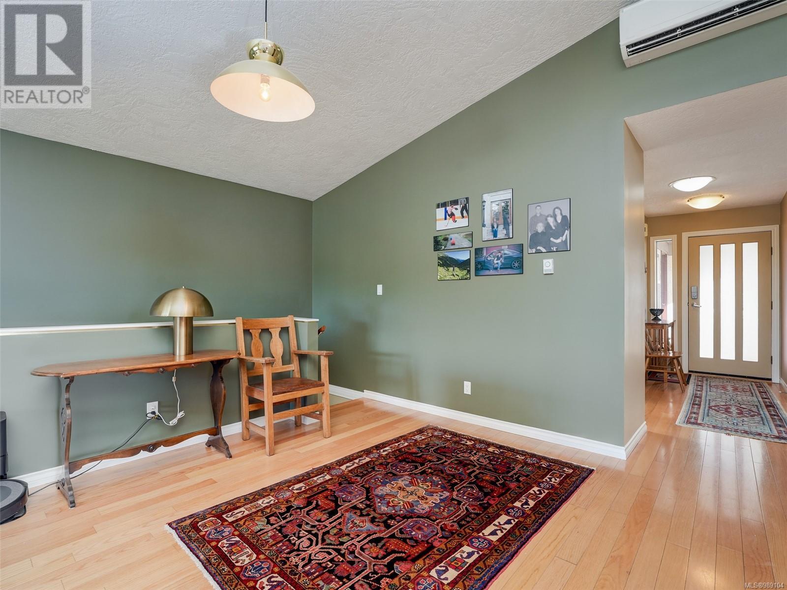 71 901 Kentwood Lane