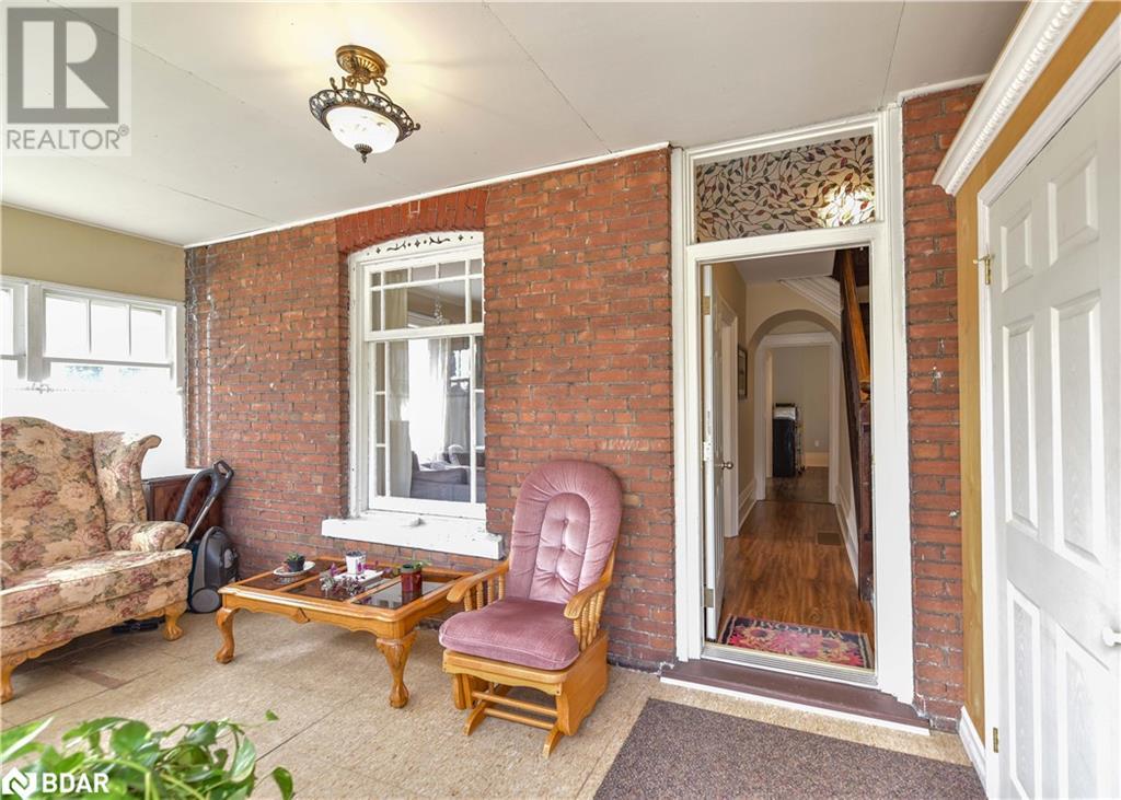33 SUSSEX Street S