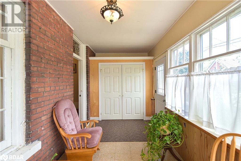33 SUSSEX Street S