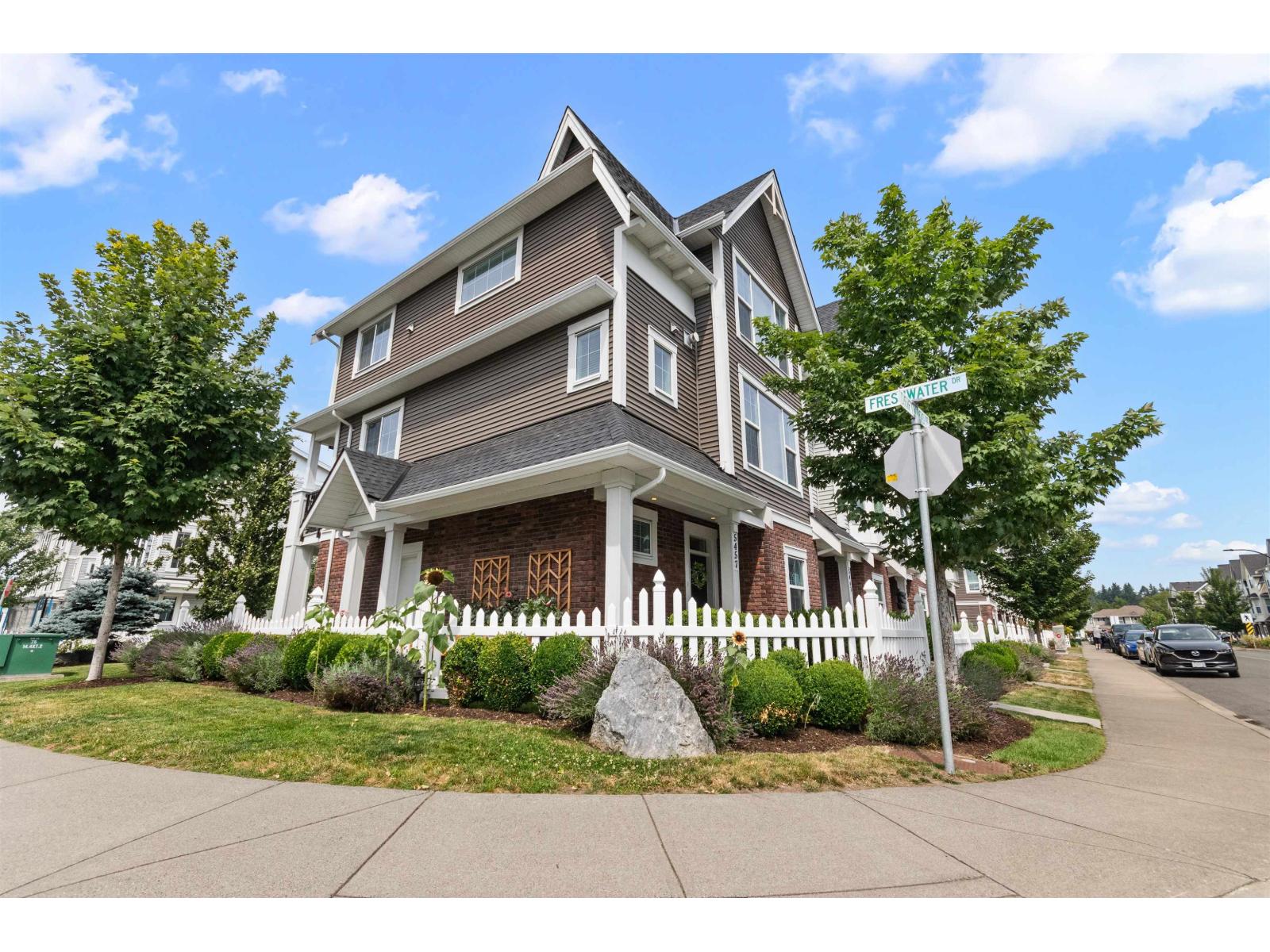 5457 DRIFTWOOD STREET|Sardis South