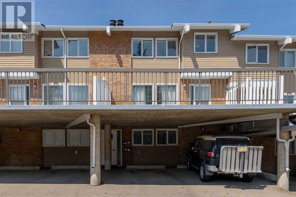 39, 116 Silver Crest Drive NW
