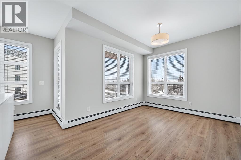 325, 383 Smith Street NW