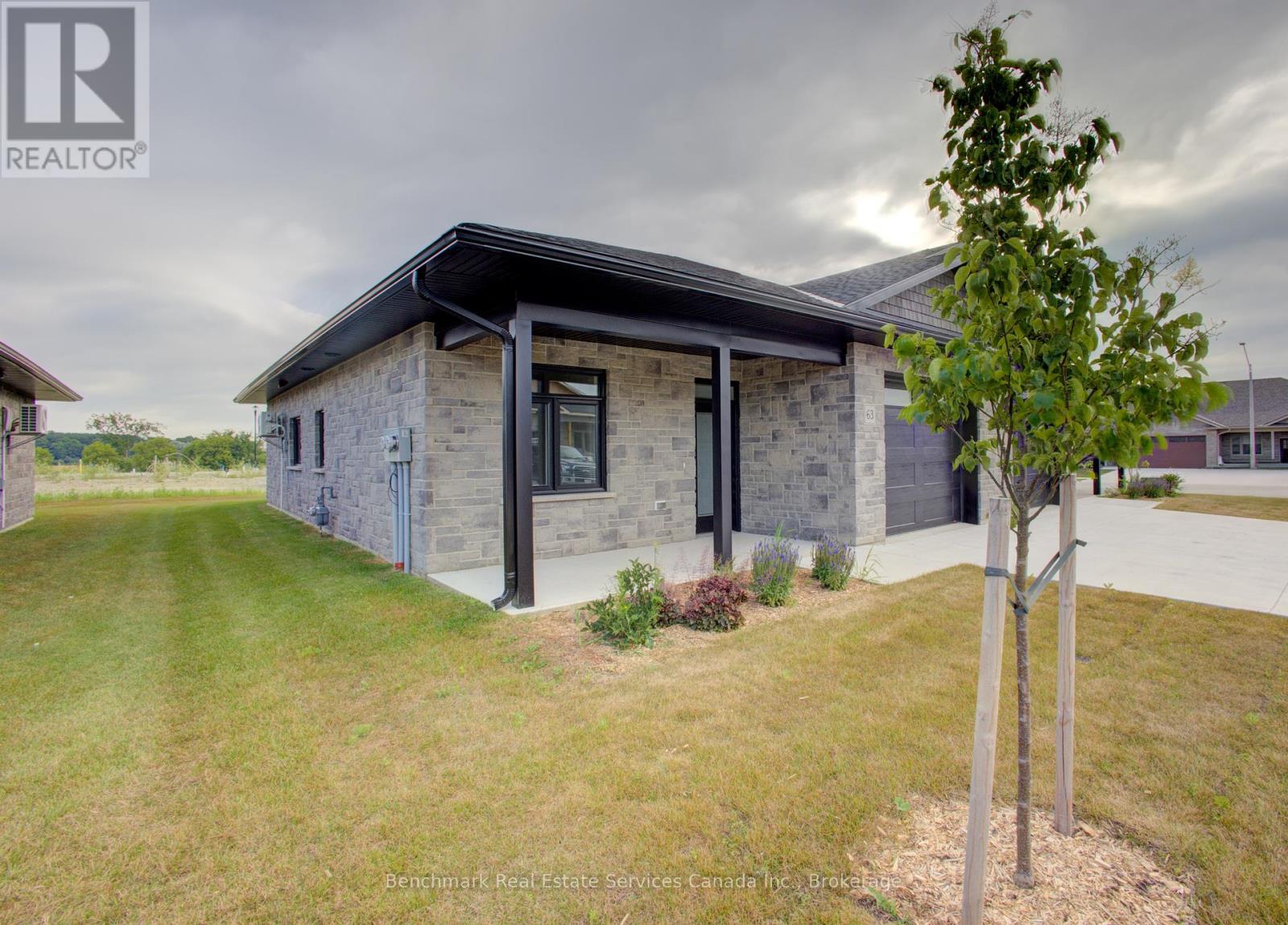 63 CAVALIER CRESCENT