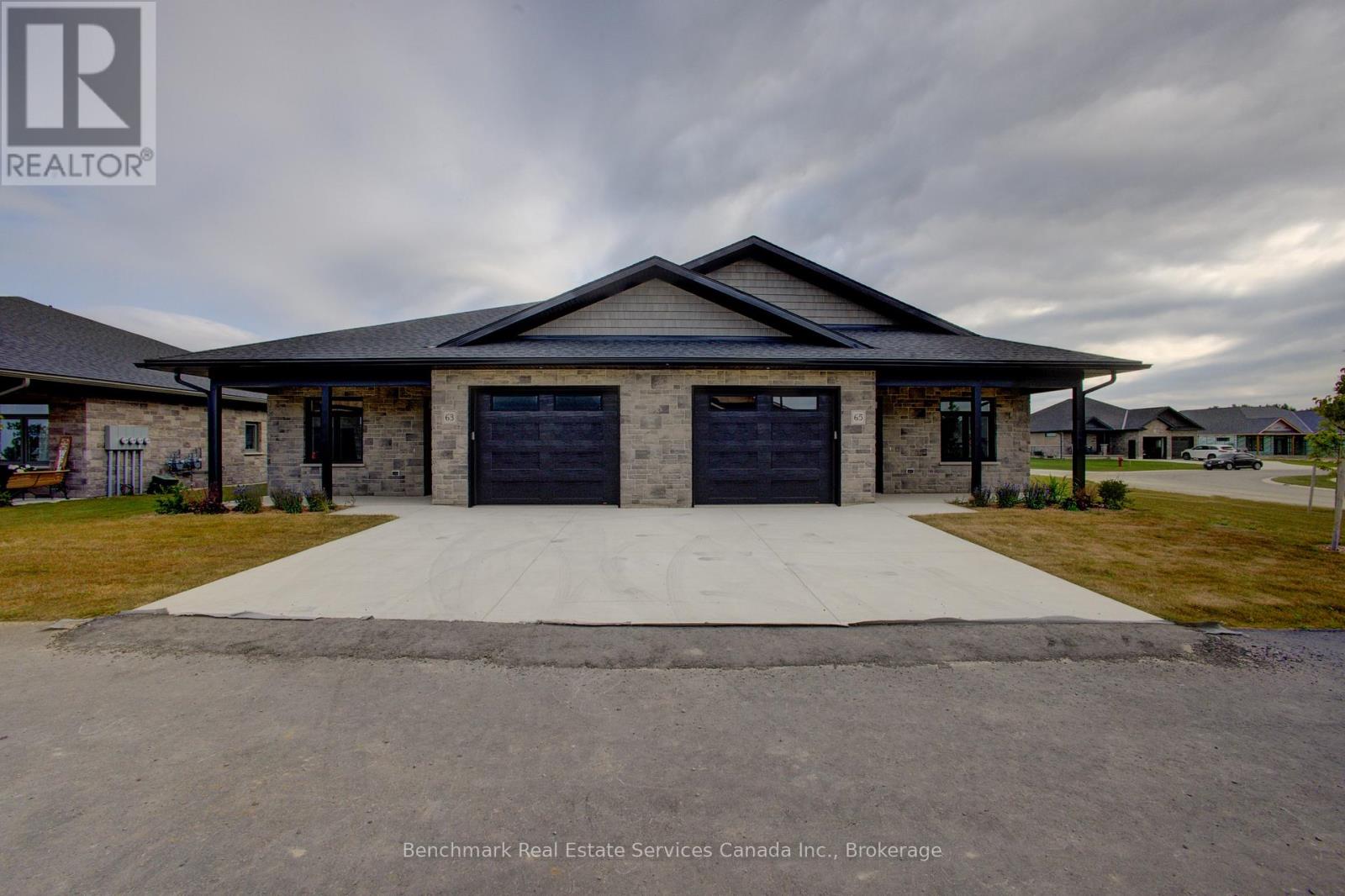 63 CAVALIER CRESCENT