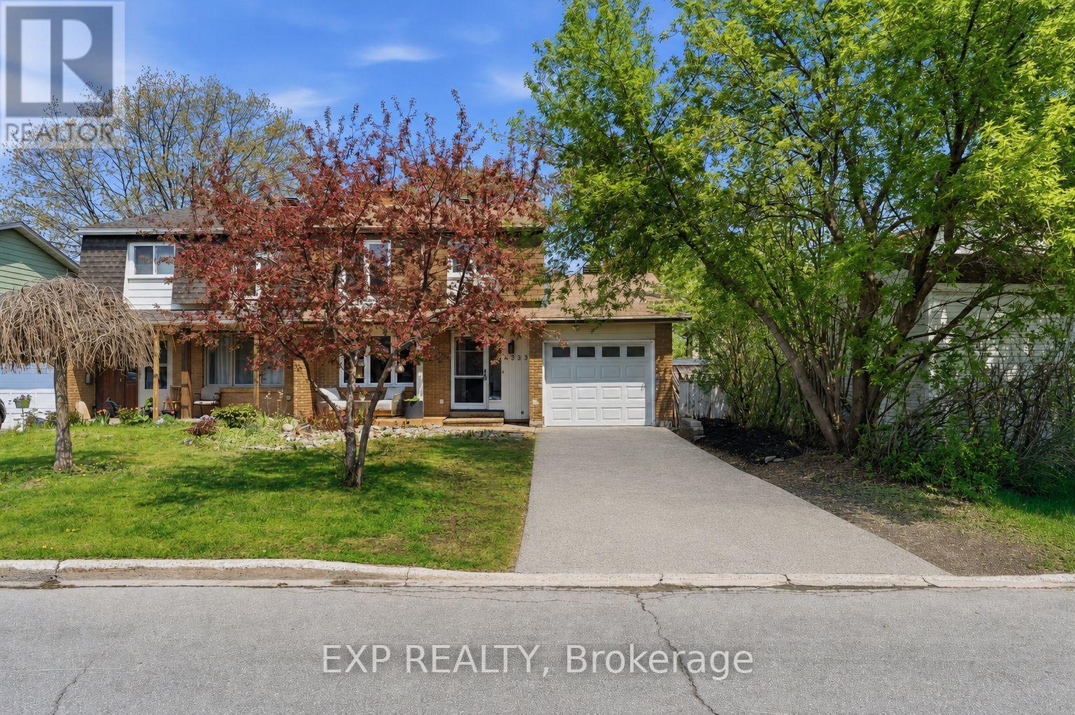 2333 COTTERS CRESCENT