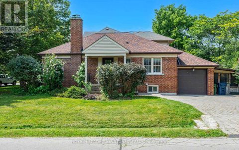 28 EAGLE ROAD Toronto (Stonegate-Queensway) ON M8Z4H5