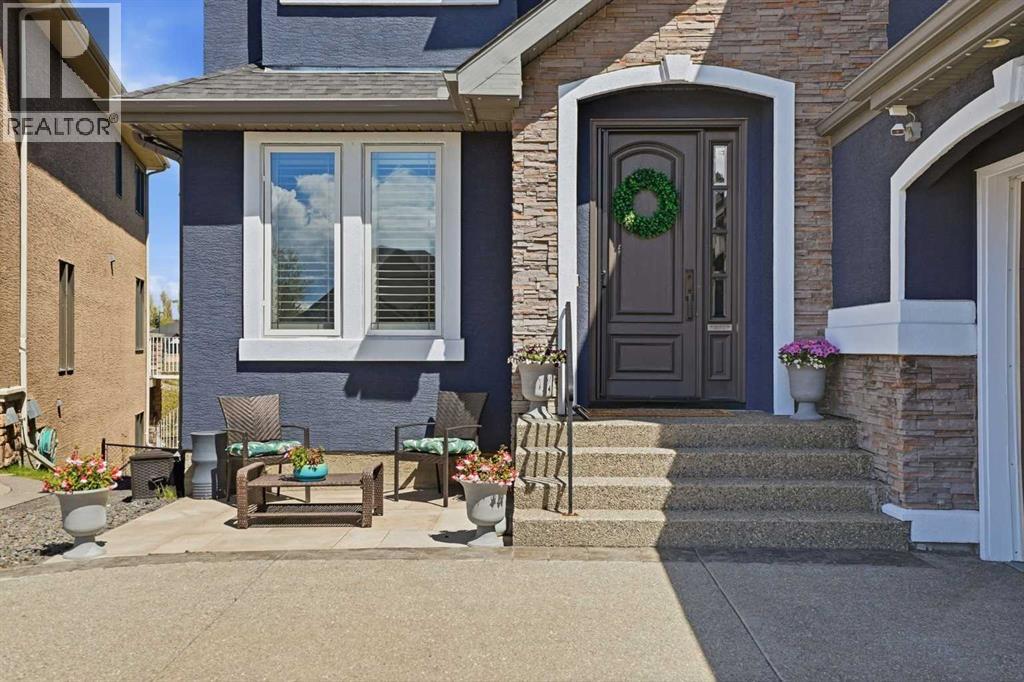 135 Cranleigh View SE