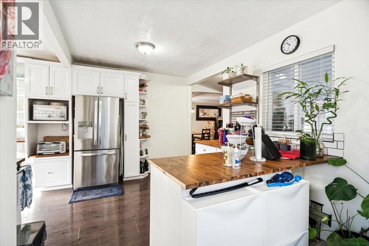 21339 DEWDNEY TRUNK ROAD