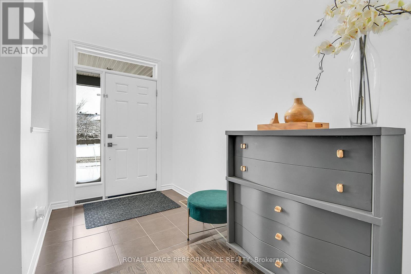 179 GRACEWOOD CRESCENT