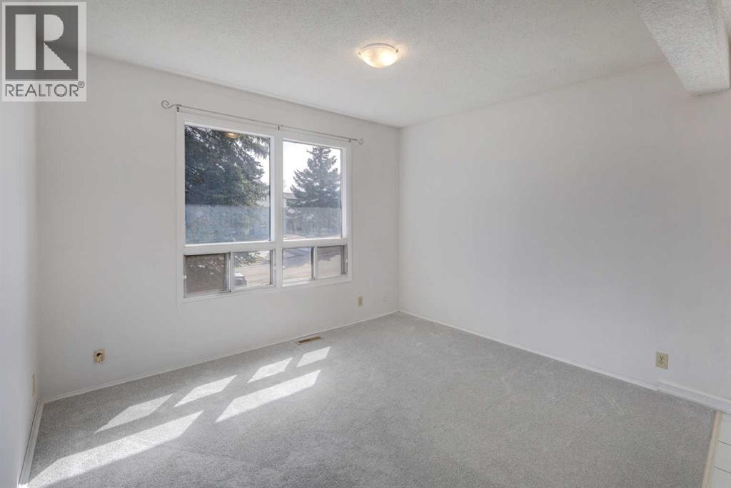 71 Beddington Rise NE