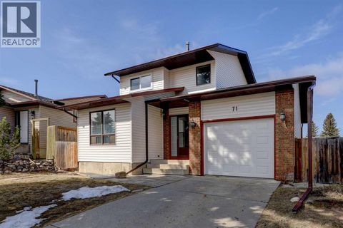 71 Beddington Rise NE Calgary AB T3K1N1