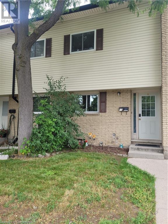 211 VERONICA Drive Unit# 10