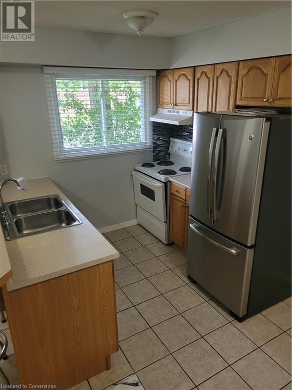 211 VERONICA Drive Unit# 10
