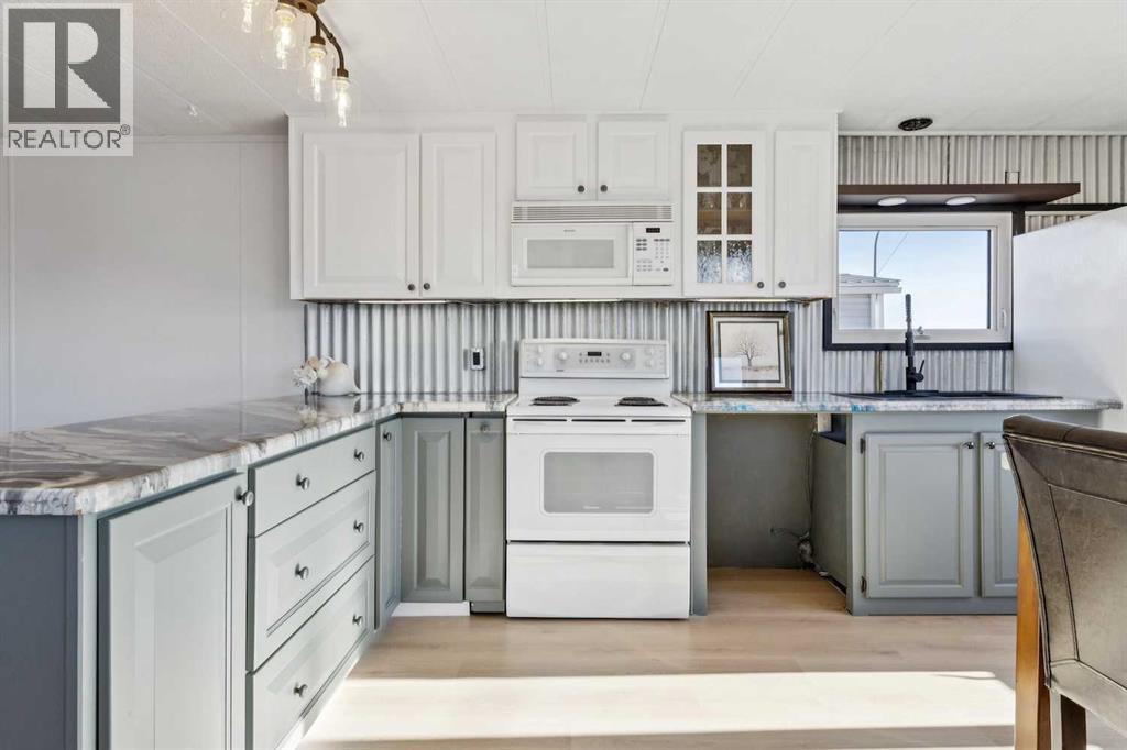 364, 6220 17 Avenue SE