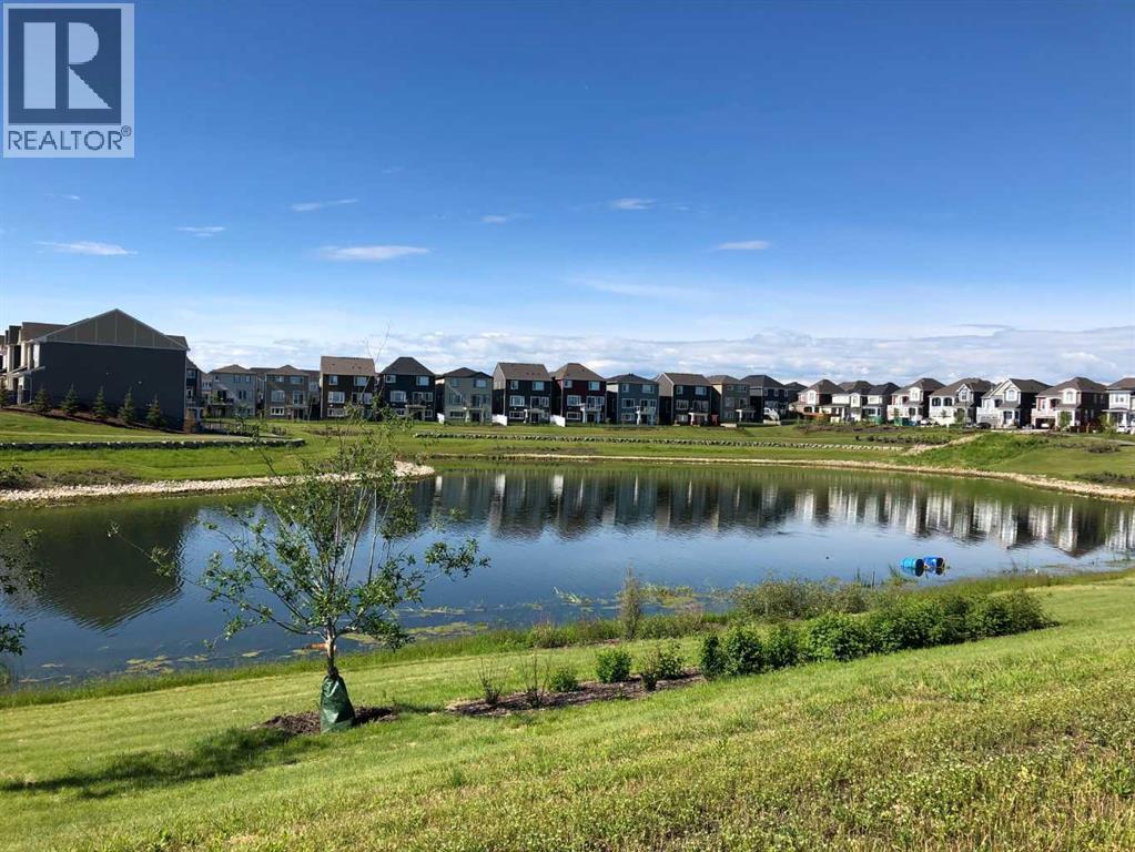 280 Yorkville Manor SW