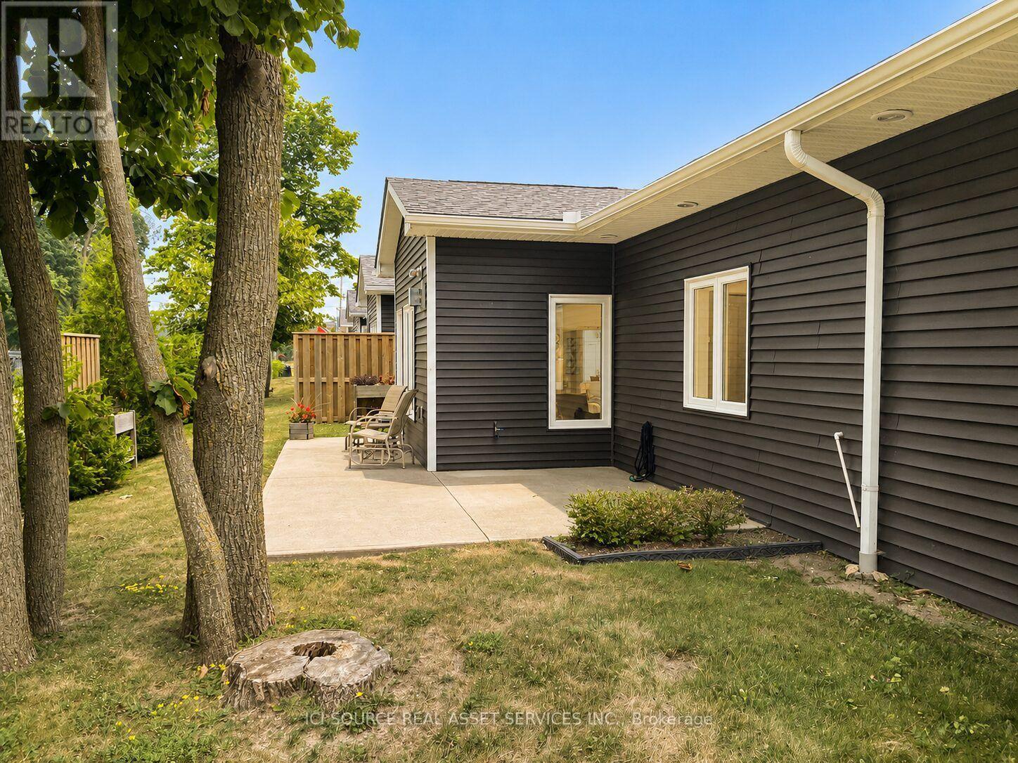 24 - 2380 9TH AVENUE E