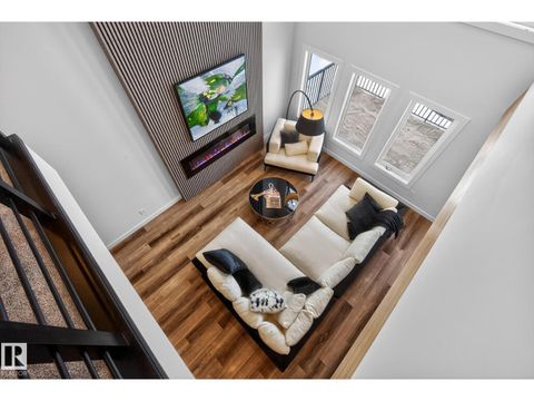 34 ELDRIDGE PT St. Albert AB T8N8C3