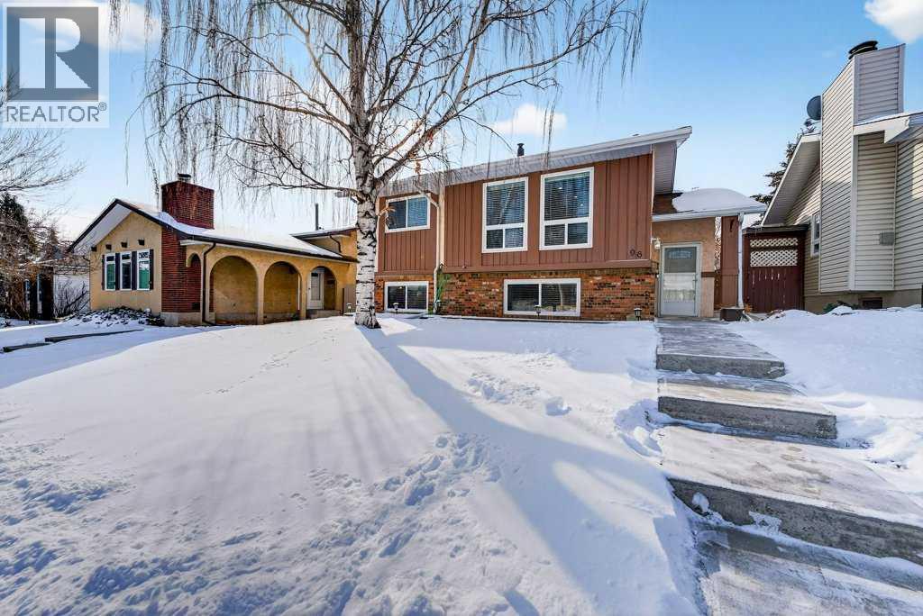 96 Templehill Drive NE