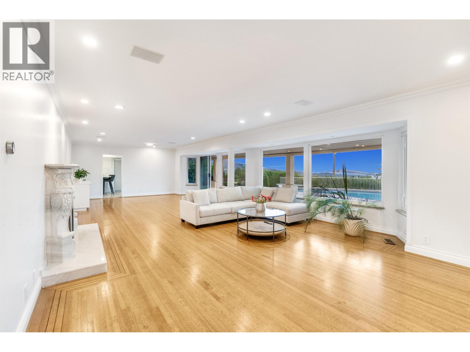 1002 EYREMOUNT DRIVE