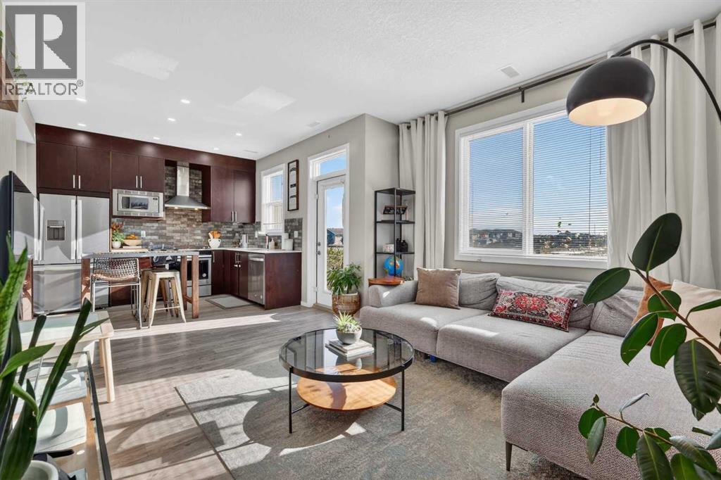 203, 445 Redstone NE