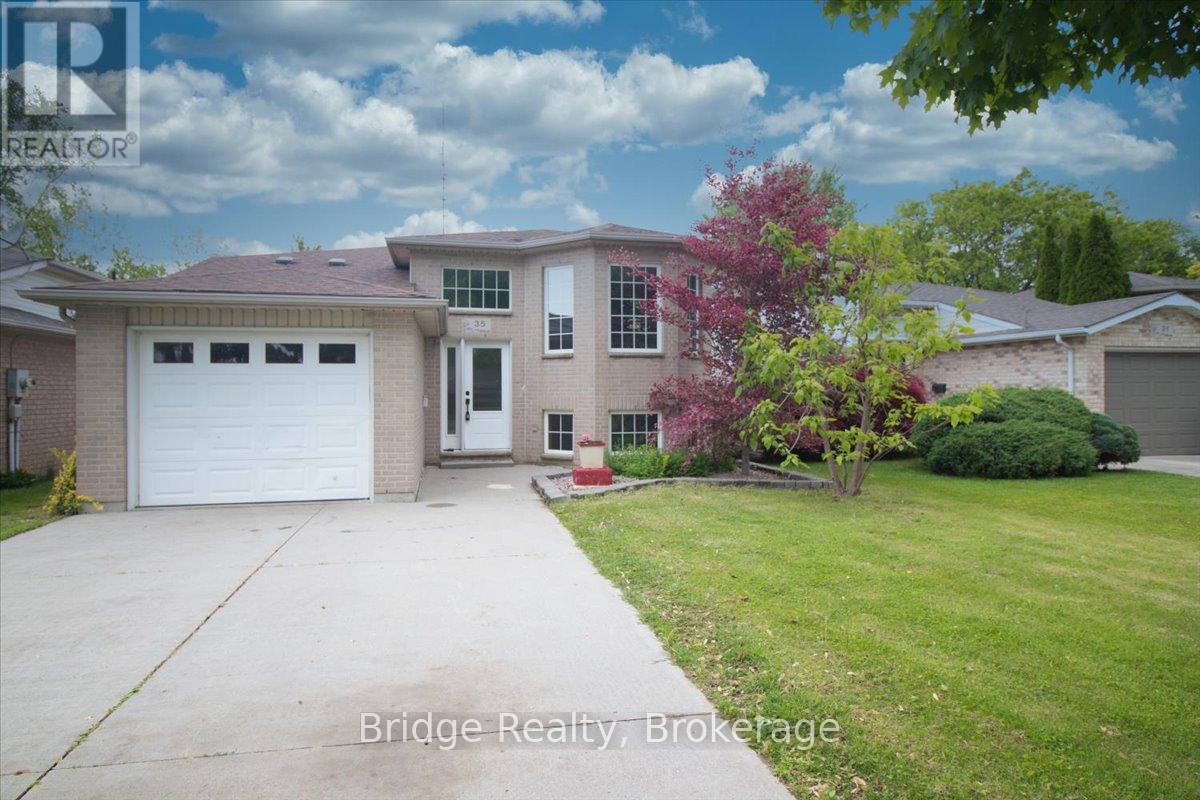 35 GREENFIELD LANE