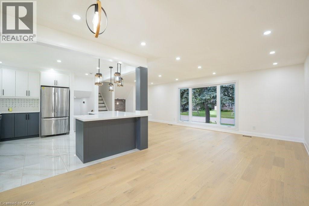 21 HALLIWELL Drive