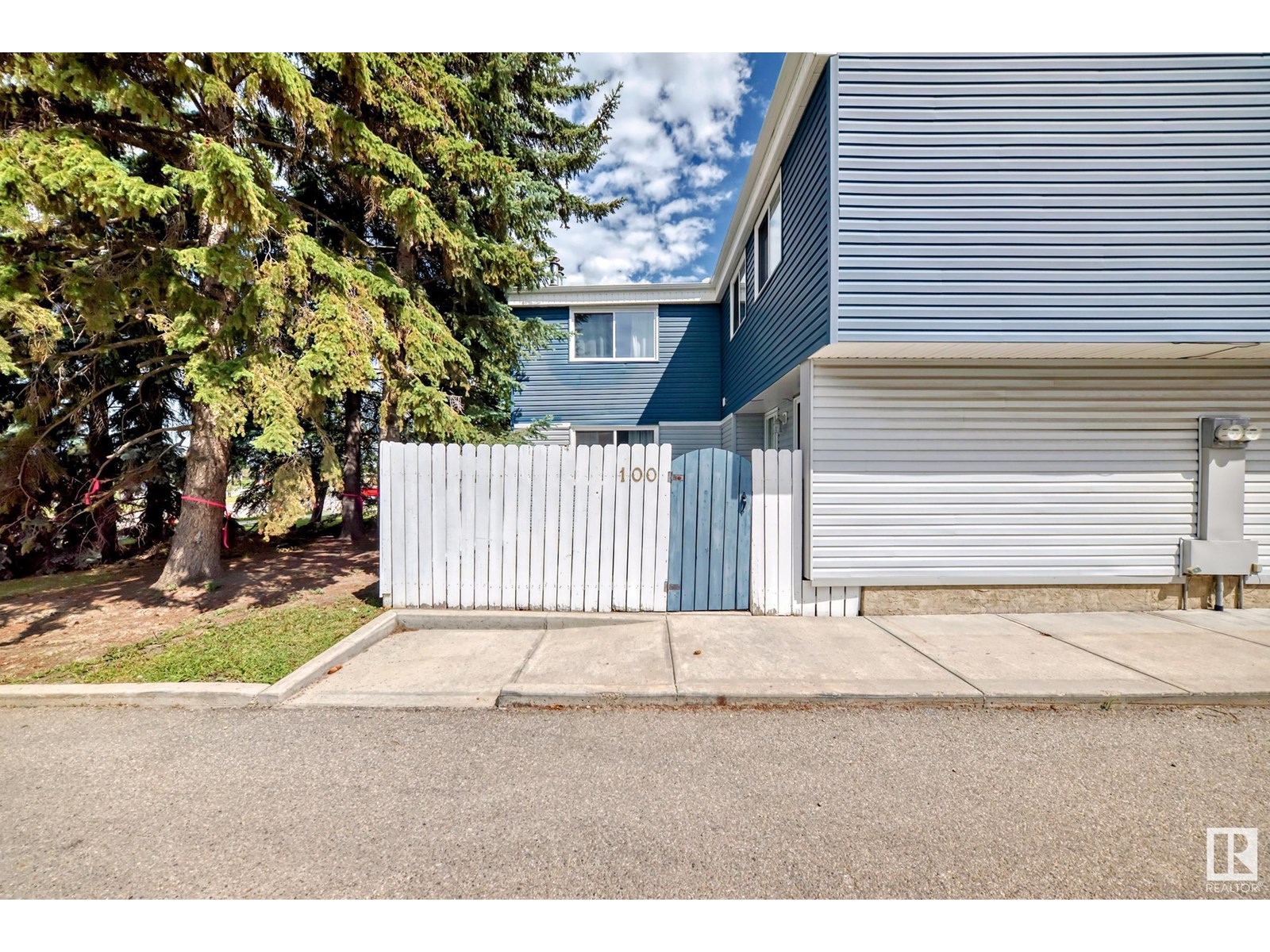 #100 14707 53 AV NW