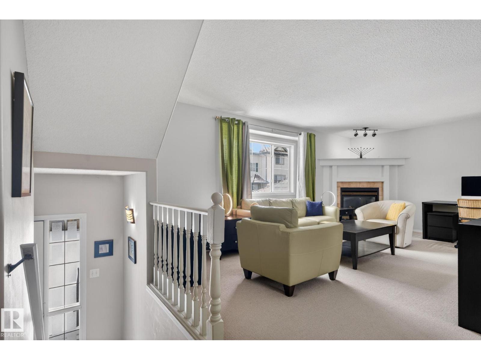 #27 225 BLACKBURN DR E SW