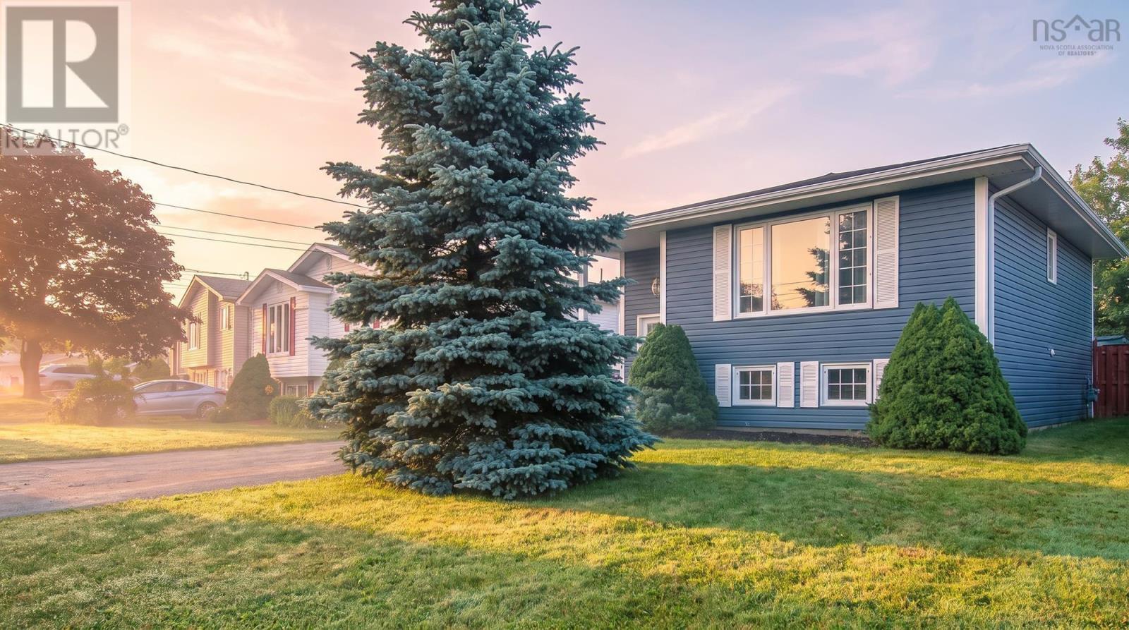 Photo 1 of 41 — 507 Arklow Drive, Cole Harbour, NS B2W4Z5
