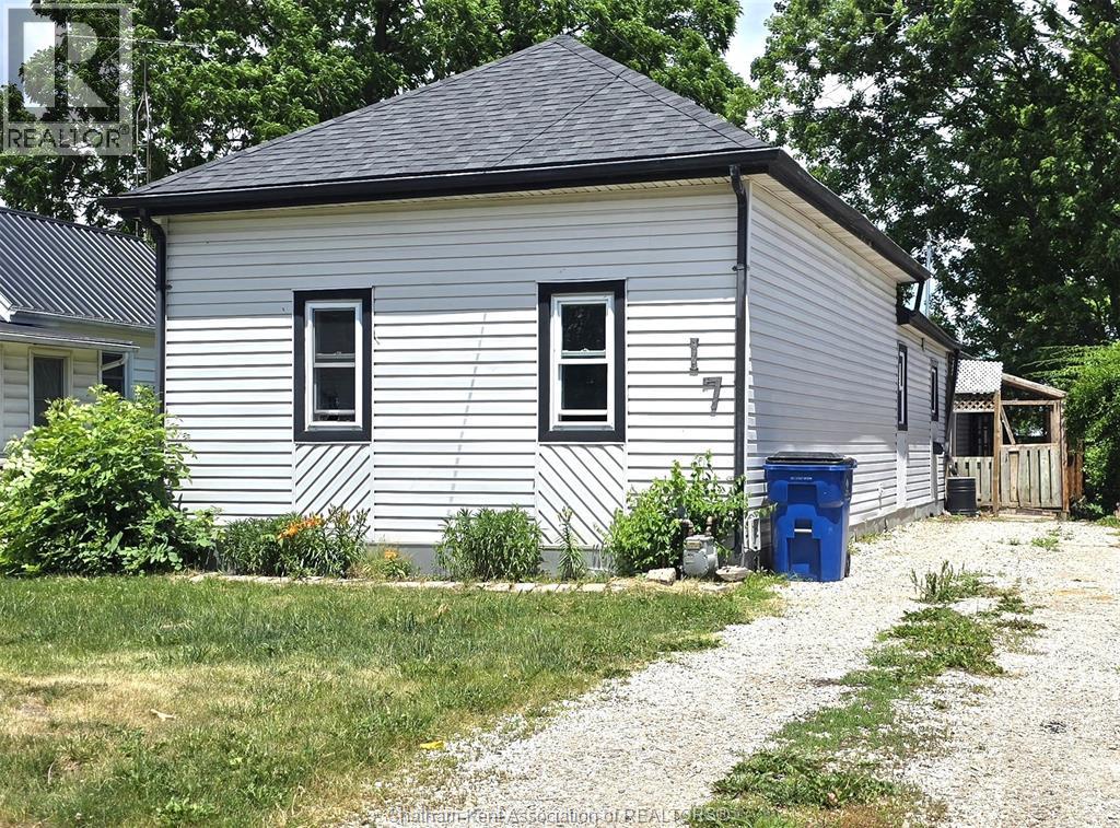 17 Taylor AVENUE
