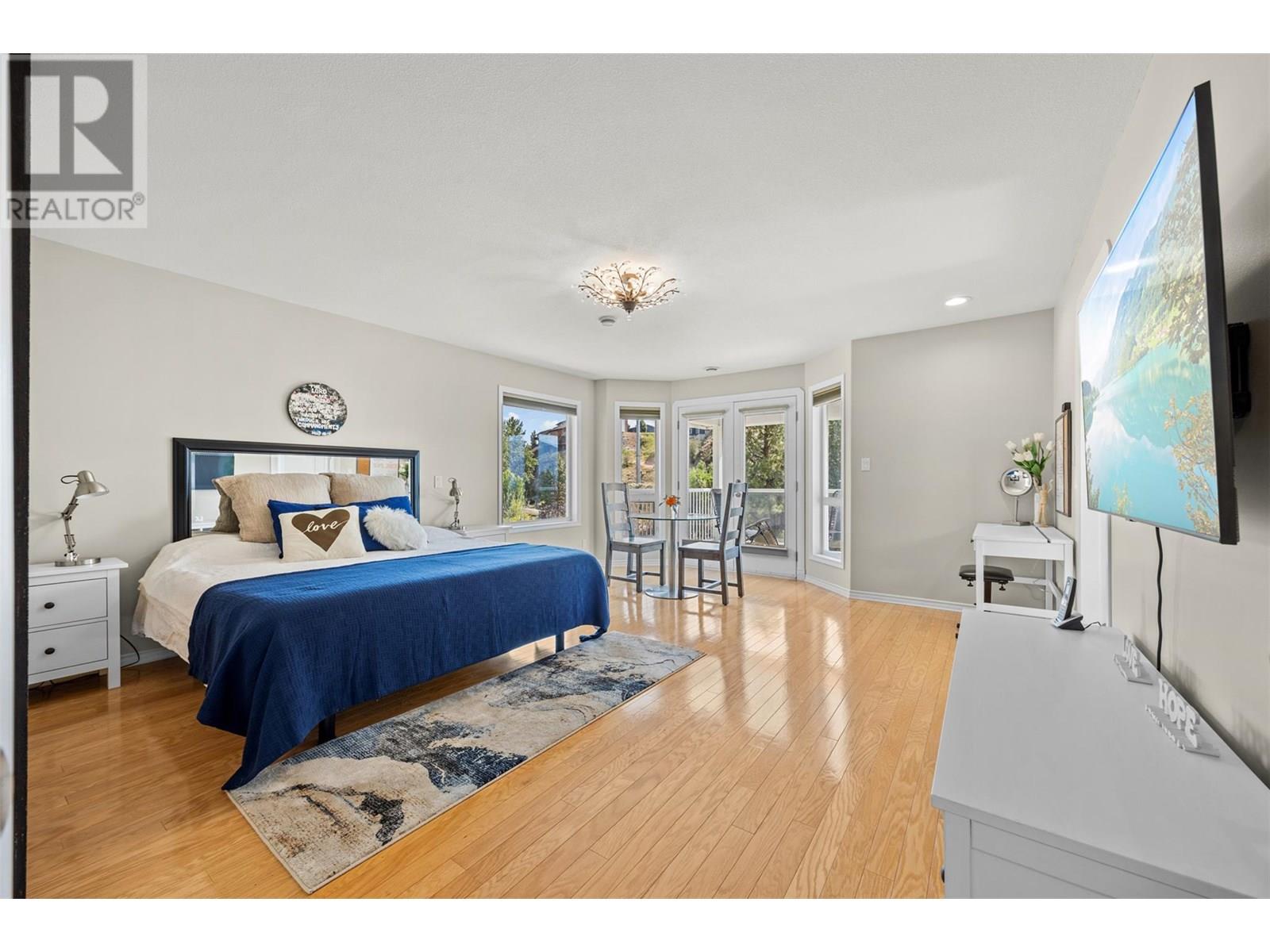 240 Heritage Boulevard