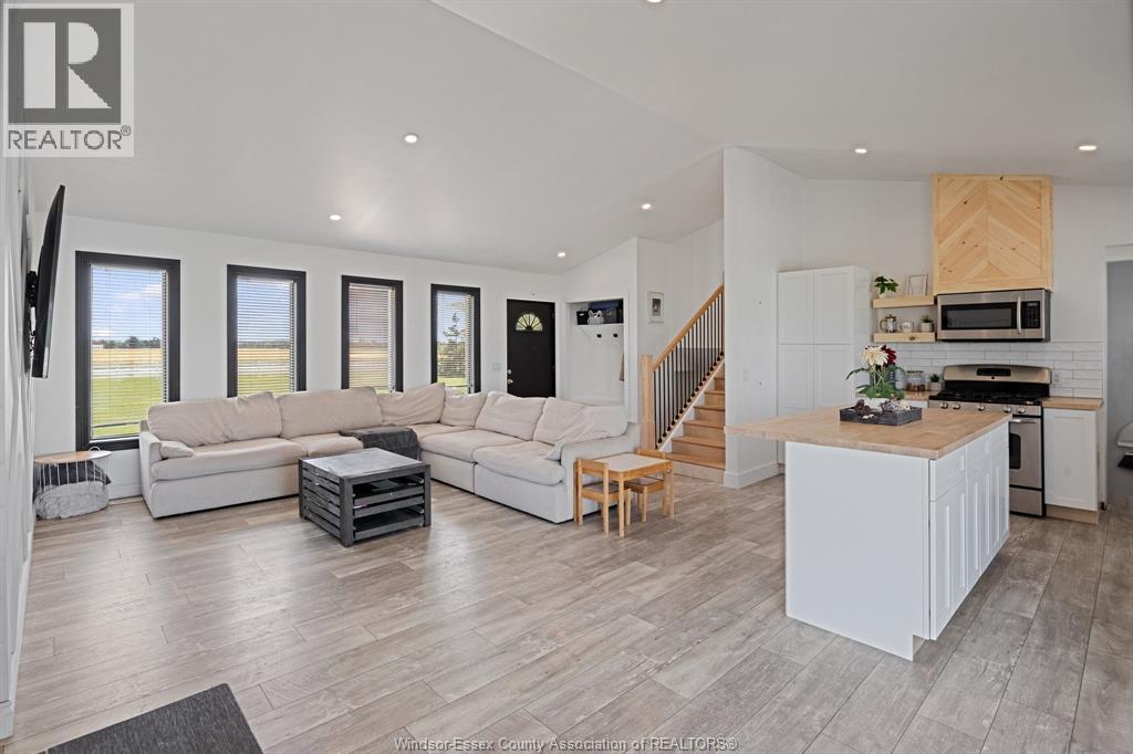 6485 CONCESSION 8