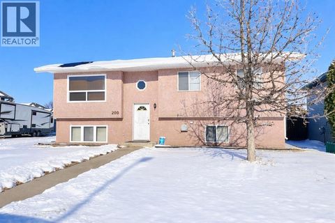 200 Upland Boulevard W Brooks AB T1R0R1