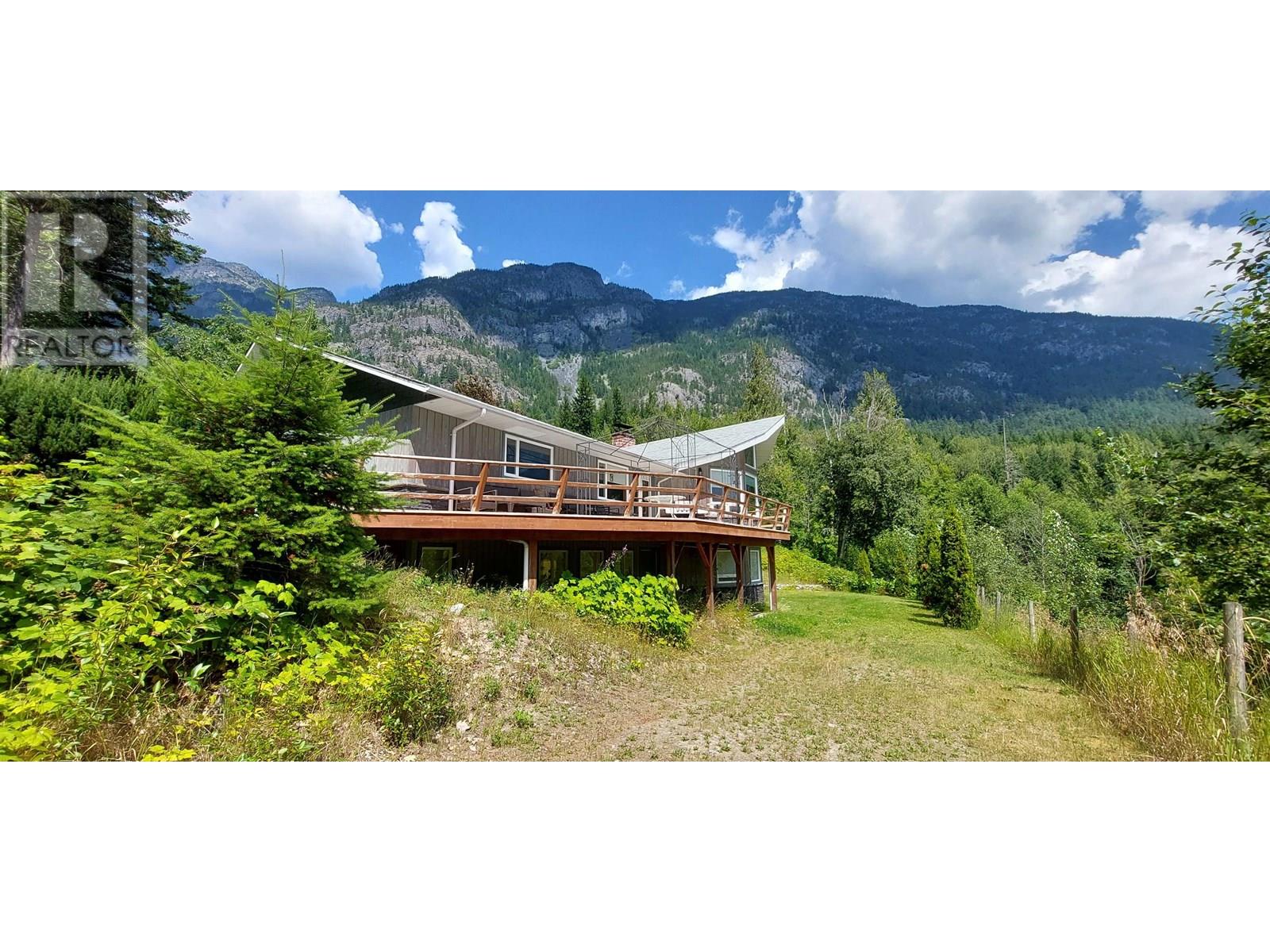4770 MACKENZIE HIGHWAY